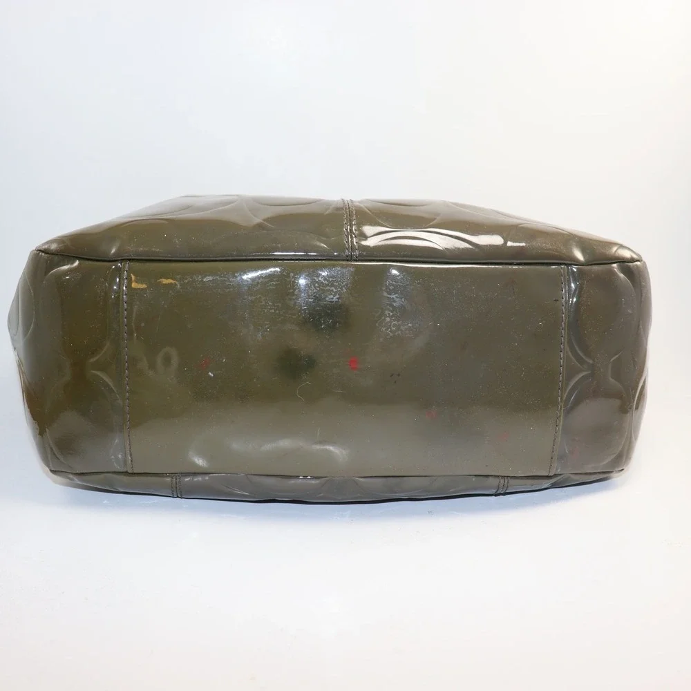 Coach Gallery Tote Olive Green Patent‎ Leather GUC